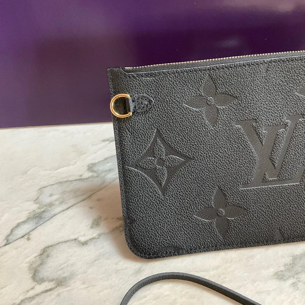 Sold New Louis Vuitton Empreinte Noir Neverfull Pouchette - Picture 3 of 12